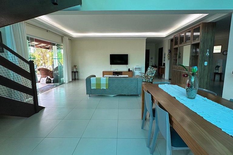Casa Branca Ampla e bela casa em Ipioca Hibiscus