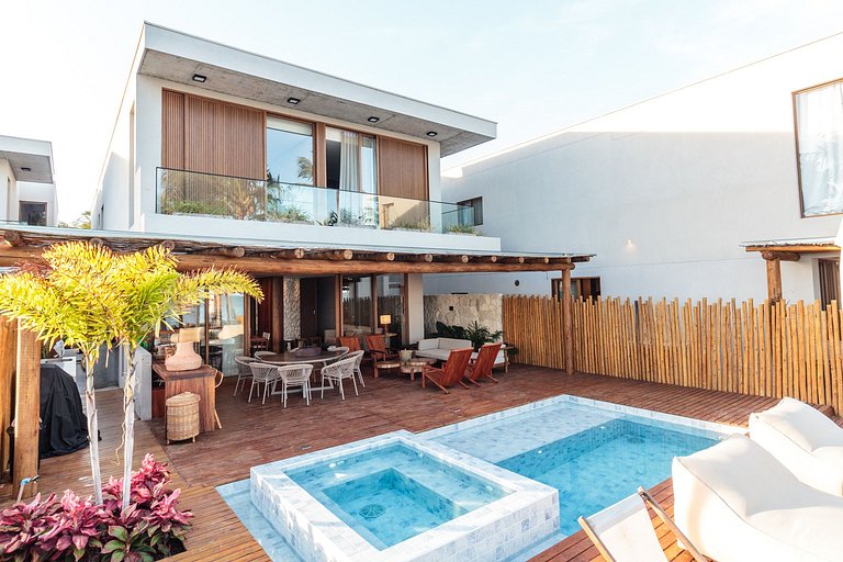 Beach Front at Milagres | Pool and Sauna | Huna04