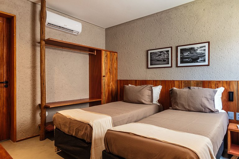 Beach Front at Milagres | Pool and Sauna | Huna04